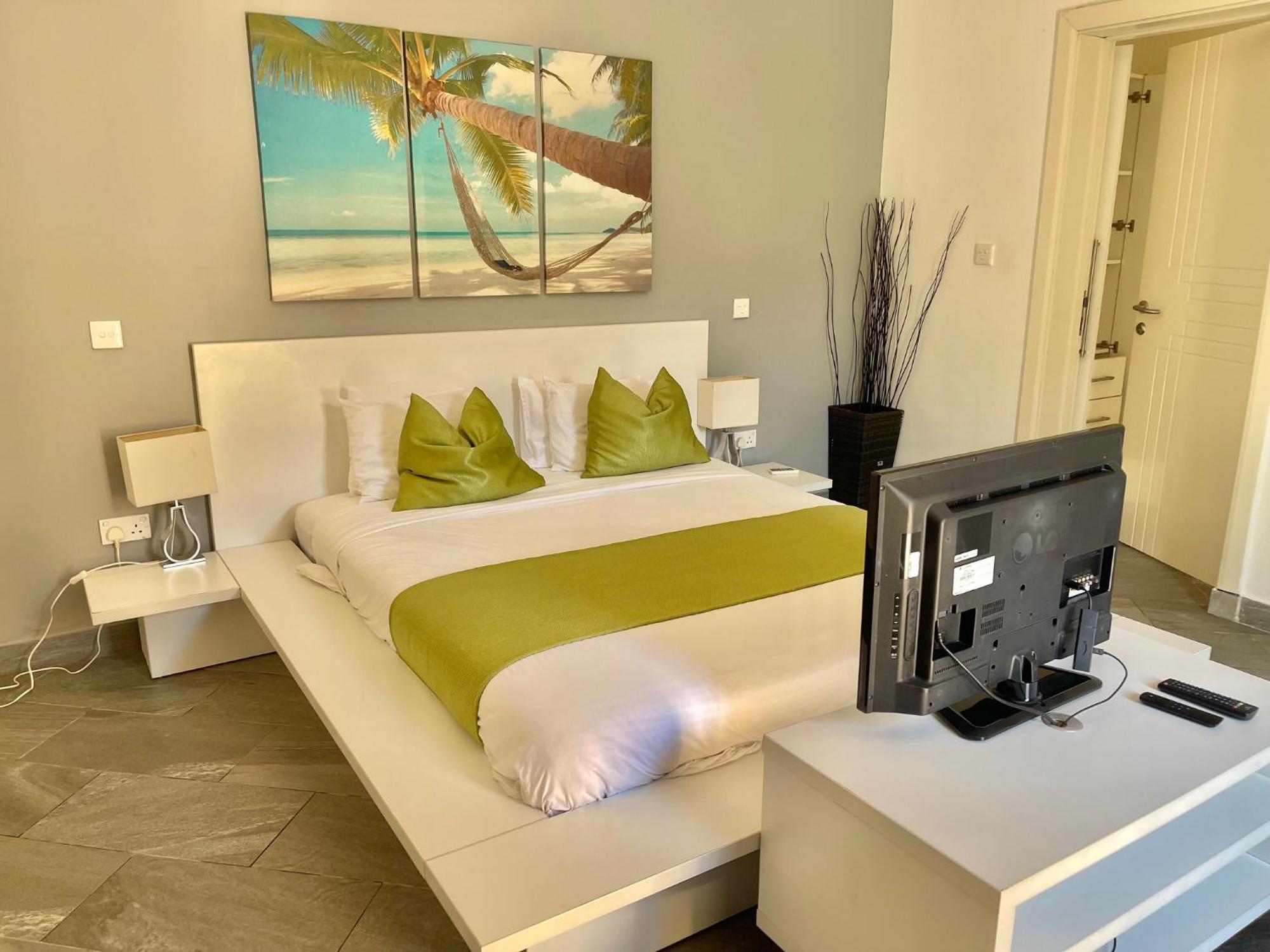 Amber Villas Diani Diani Beach Exterior photo